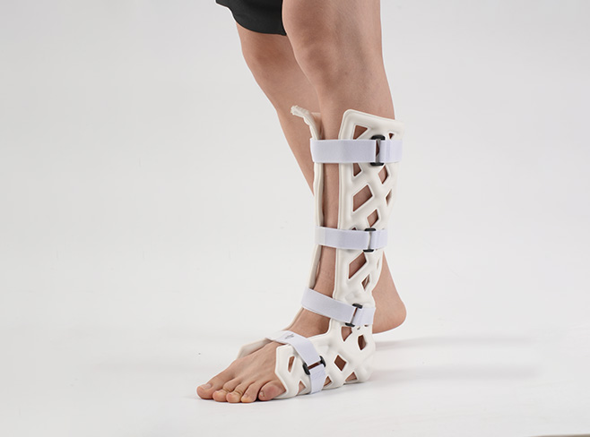 Liquid exoskeleton(brace)–Medical External Fixation Device (Foot 90°)
